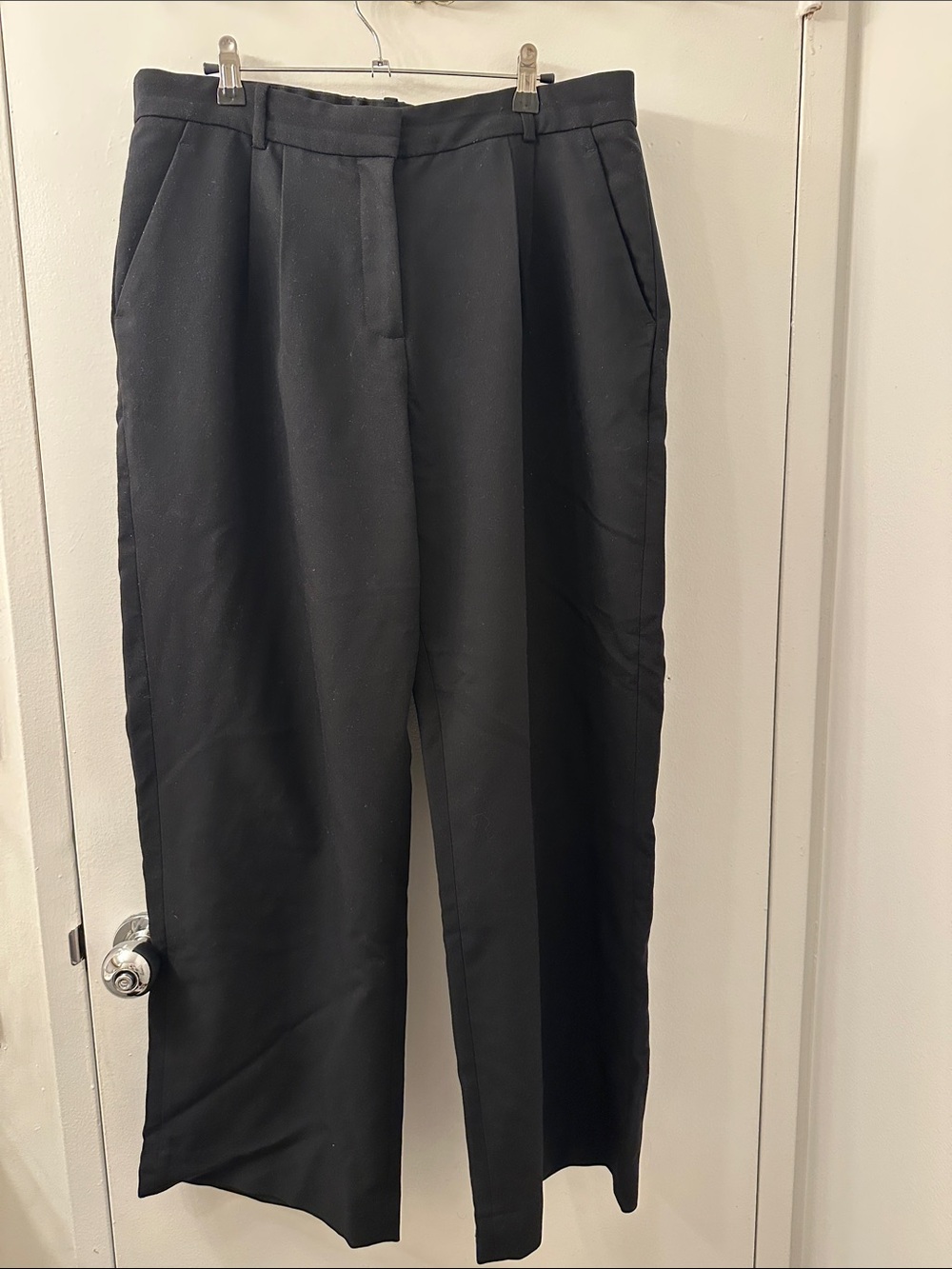 Abercrombie & Fitch Black Pleated Dress Pants